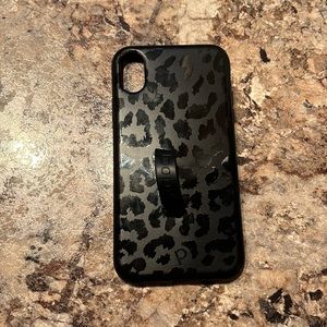 Black Leopard XR loopy case